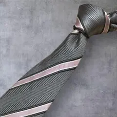 C155/BURBERRY BLACK LABEL ネクタイ 灰色 レジメンタル