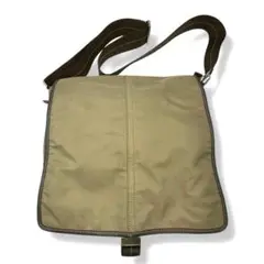 Item thumbnail for item 658b21c9-dc96-410a-a5bf-cec9926a7c9b