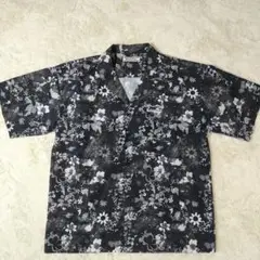 【期間限定価格】新品 オニツカタイガー 花柄 アロハシャツ M PRINTED SHIRT。 レトロなボタニカルアートをモチーフした