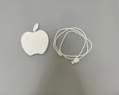 Appleの形の充電器