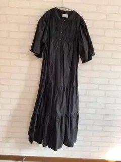 Libra Cue レース切り替えティアードワンピース