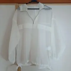 しまむら　シアーパーカー　シアーシャツ