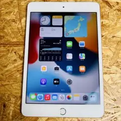 iPad mini 4 16GB シルバー Wi-Fi+Cellular 中古