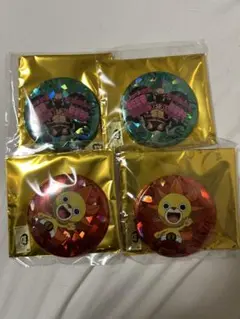 ワンピース　ホログラムキャラバッジコレクション