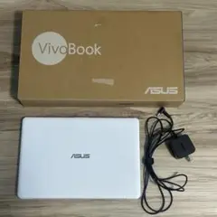 ASUS VivoBook ホワイト 本体 ACアダプター付き