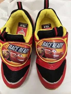 カーズ　スニーカー　19センチ