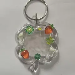 フォトキーリング　にんじん　クローバー