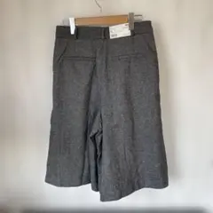 UNIQLO ダークグレー ハイウエストキュロットパンツ