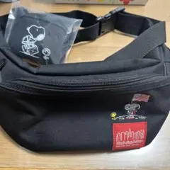 Manhattan Portage スヌーピーボディバッグ ブラック