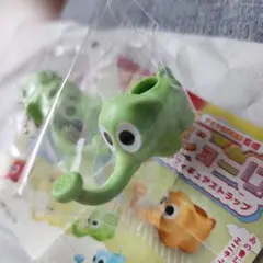象ジョーロ☆ミニチュアストラップ付き2個set