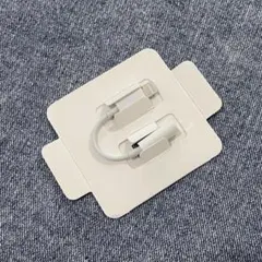 アップル純正 変換アダプタ 3.5mmイヤホンジャック　接続アダプタ