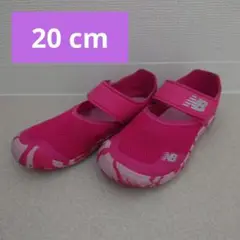 New Balance ピンク サンダル　20cm　ニューバランス