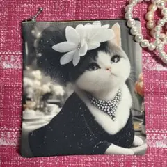 パネルポーチ　マダムにゃんこ ④