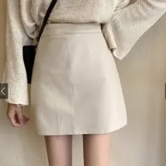 グレイル　ミニスカート