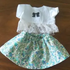 ハンドメイド トップスとスカート