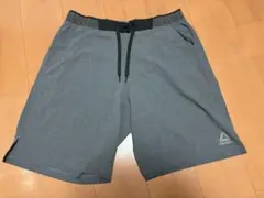 リーボック　ハーフパンツ　メンズXO