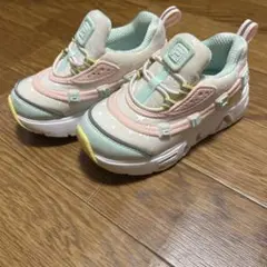 FILA LEDライト付きスニーカー 14