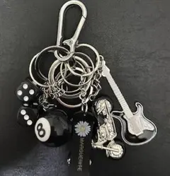 キーホルダー 6点セット ダイス 8ボール スケボー バイク ギター カラビナ