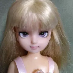 リカちゃん人形 金髪
