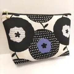 北欧テイスト ハンドメイド ポーチ コスメポーチ ファスナーポーチ 花柄