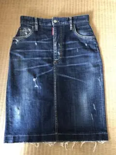 DSQUARED2ダメージ加工 デニムタイトスカート デニムひざ丈スカート