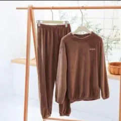 Item thumbnail for item 32308703-7668-48b6-a6f8-8d2960e433cb