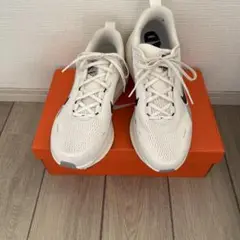 NIKE VOMERO18 ホワイト30cm