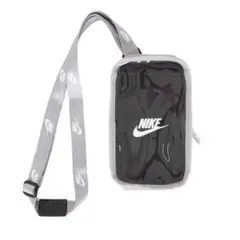 ナイキ　Nike Club Phone Crossbody 新品未使用品