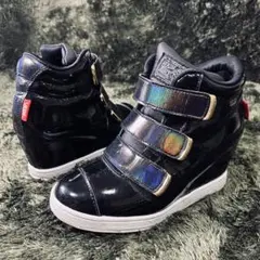 209 【VANS】インヒールスニーカー/ハイカット ブラック・光沢 23.5