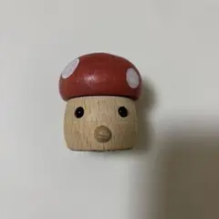 こまむぐ　どんぐりきのこ赤