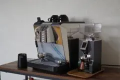 「ゆえ」新品　Simonelli Oscar シモネリオスカー2 レッド Amazon.com: Nuova Simonelli Oscar II Pour-Over Espresso
