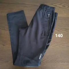 140 ワークマンパンツ
