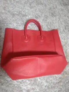 ヤングアンドオルセントートバック