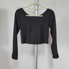 ✨美品✨ブラック　リブ素材　長袖クロップドトップス　レディース　Ｍサイズ