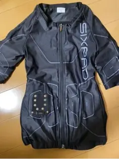 新品に近い✨お正月セール❗️シックスパッド パワースーツ 女性用上下S