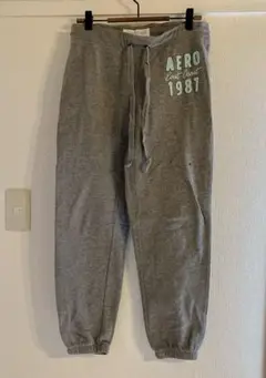 AÉROPOSTALE グレー スウェットパンツ S/P