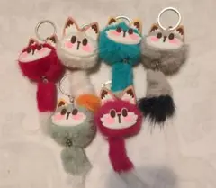 もふもふネコのしっぽキーチェーン　全６種コンプリート