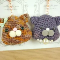 おむすびねこ　２個セット　編み物　編みぐるみ　チャーム　かぎ編み