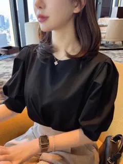 QUNG プリマパフスリーブトップ