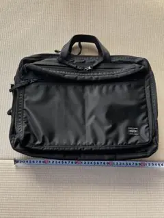 Item thumbnail for item bd5ffbfc-22a8-4698-a17f-bdf76982d5f7