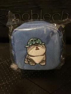 新品タグ付き　mofusand カラビナつき刺繍スクエアミニポーチ ブルー