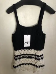 【新品未使用】ZARA ノースリーブトップス ブラック・ホワイト