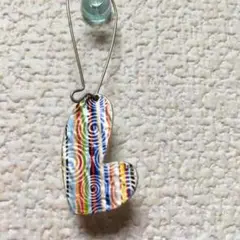 値下げしました!揺れるピアス✨