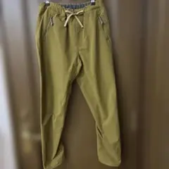 Item thumbnail for item e42b974b-a2e7-42b4-acff-16e07f6db918