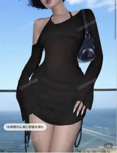 オフショルダー黒水着ワンピース