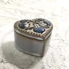 小さな入れ物 蓋付き 可愛いハート型 未使用