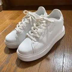 STANDOOL TOKYO ホワイトスニーカー