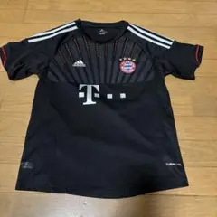 【値下げ】adidas FCバイエルン・ミュンヘン ブラックシャツ 150cm
