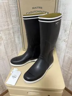 Item thumbnail for item f208ee86-1896-4303-baf9-aca690b7db47