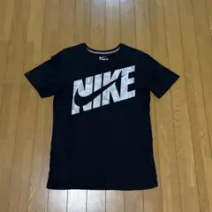 ナイキ Tシャツ